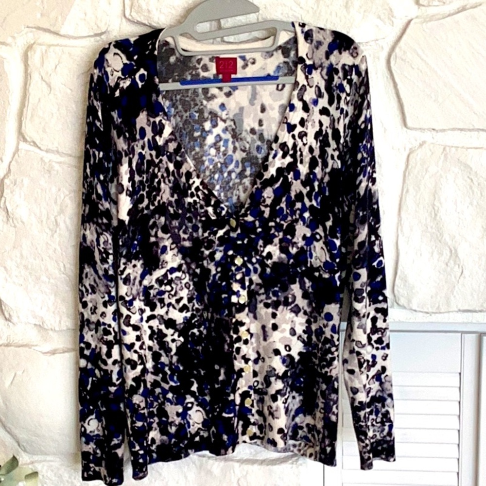 Cardigan Sweater button front 212 collection XL Black gray white and blue print